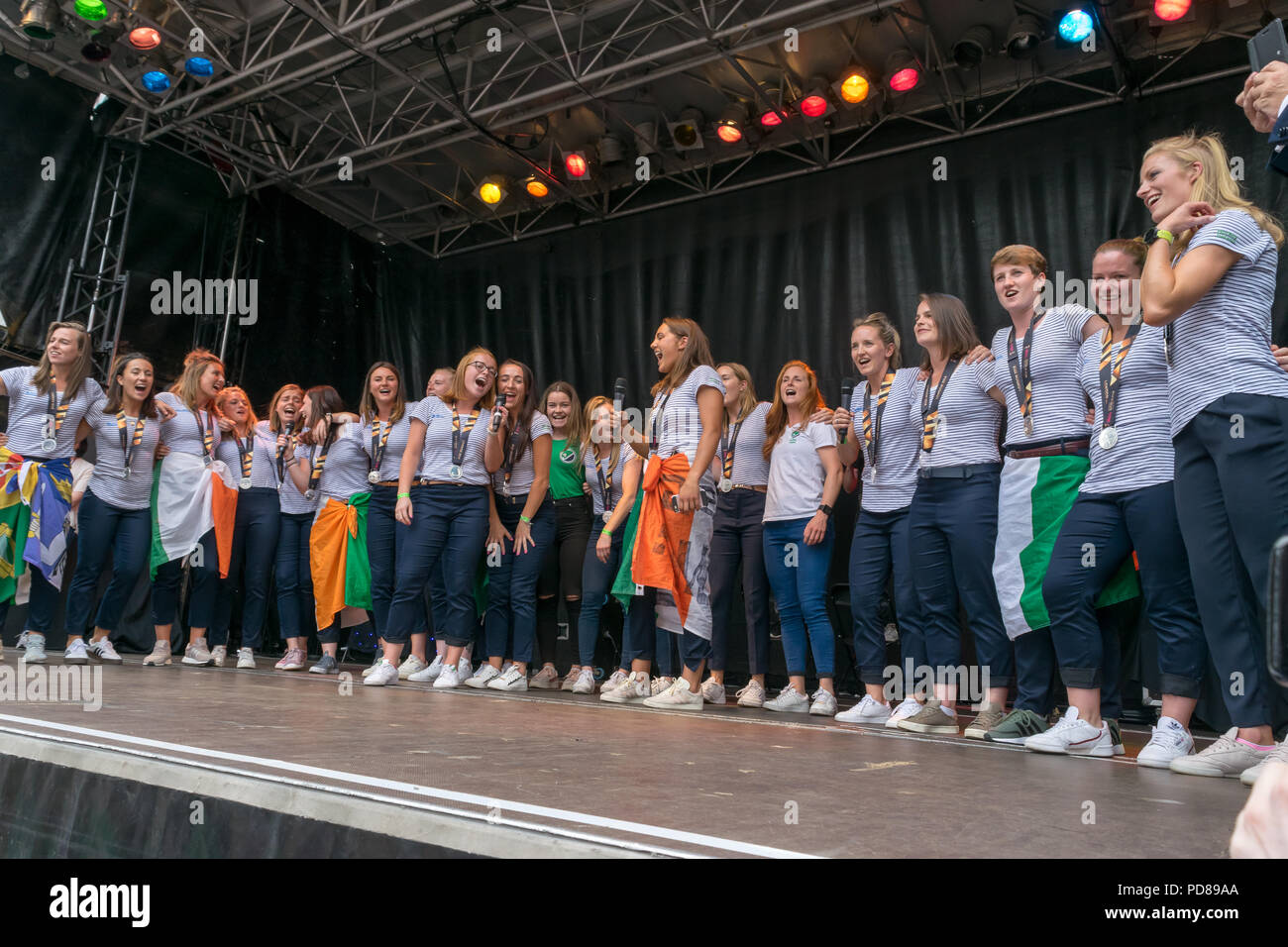 Dublin, Irland. 6. August 2018. Willkommen der irischen Frauen Hockey Team nach Hause nach Wm-Erfolge: Fabrice Jolivet/Alamy leben Nachrichten Stockfoto