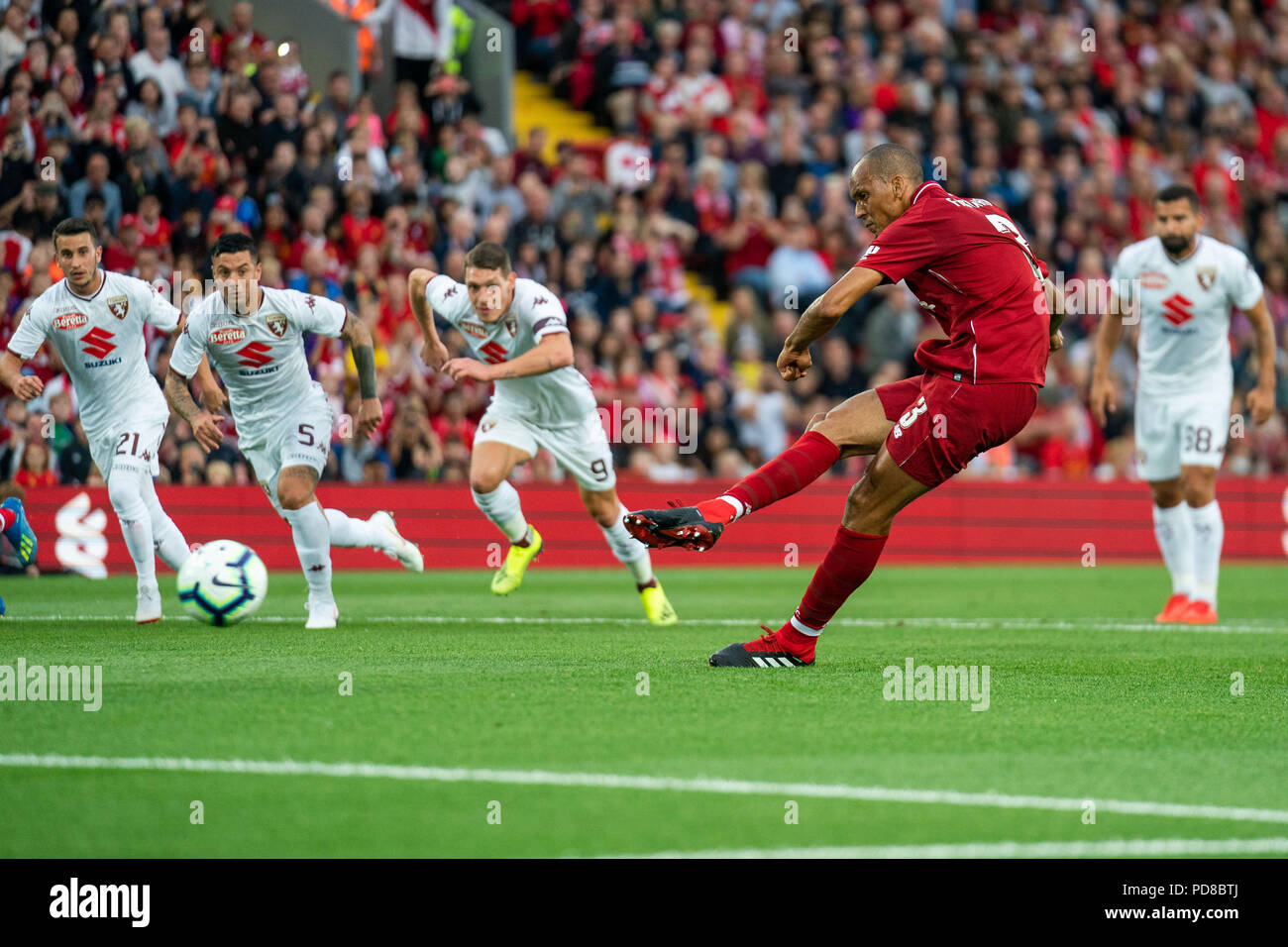 Liverpool, Großbritannien. 7. August 2018. Liverpools Fabinio vermisst ein elfmeter 7 h August 2018, Liverpool, Liverpool, England; Pre-Saison freundlich, Liverpool v Torino Credit: Aktuelles Bilder/Alamy leben Nachrichten Stockfoto