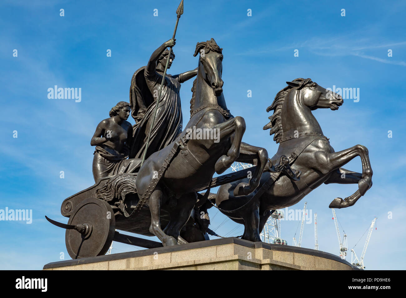 London England August 04, 2018 Die Boudiccan Rebellion Statue neben der Themse in Westminster Bridge Stockfoto
