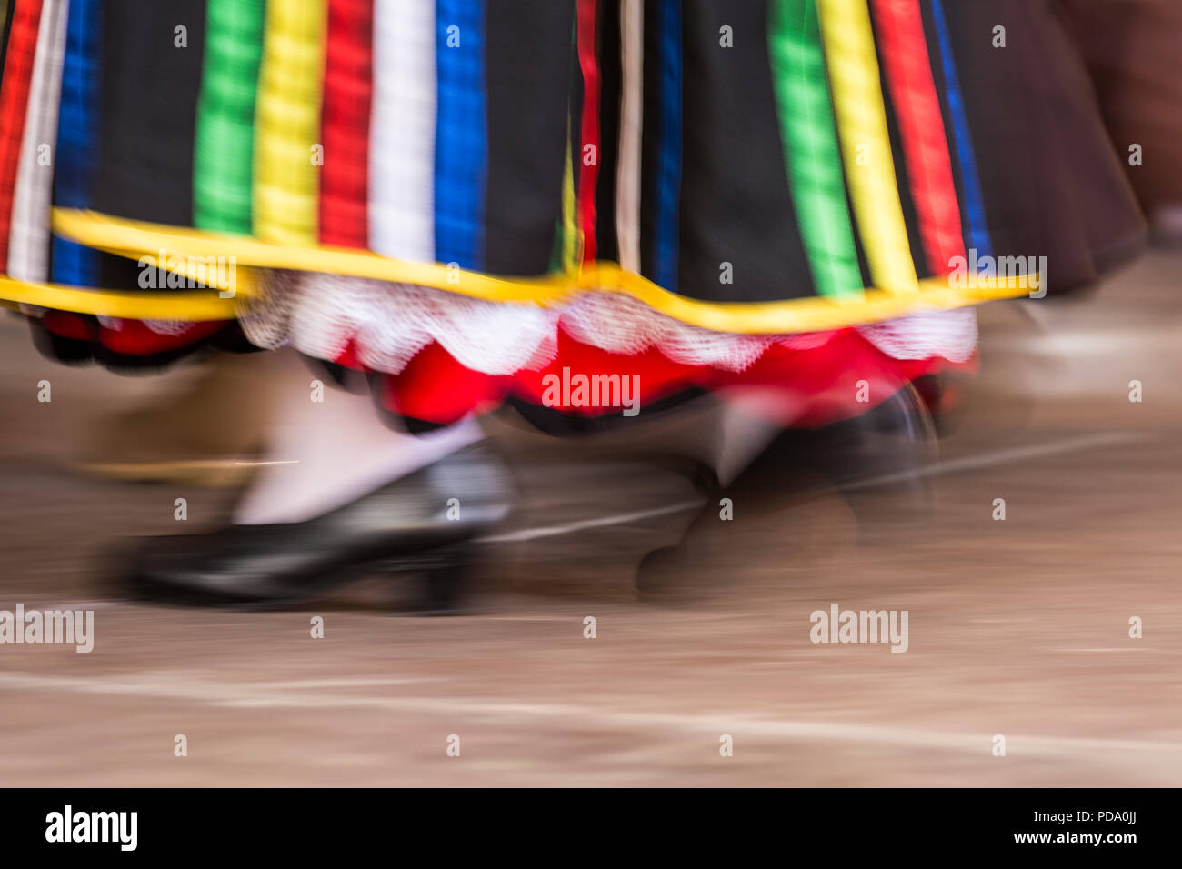 Alcala, Teneriffa, Kanarische Inseln. 30. Mai 2018. Musiker und Tänzer aus lokalen folkloristische Gruppen Durchführung traditioneller Gesang und Tanz in typischer Trad Stockfoto