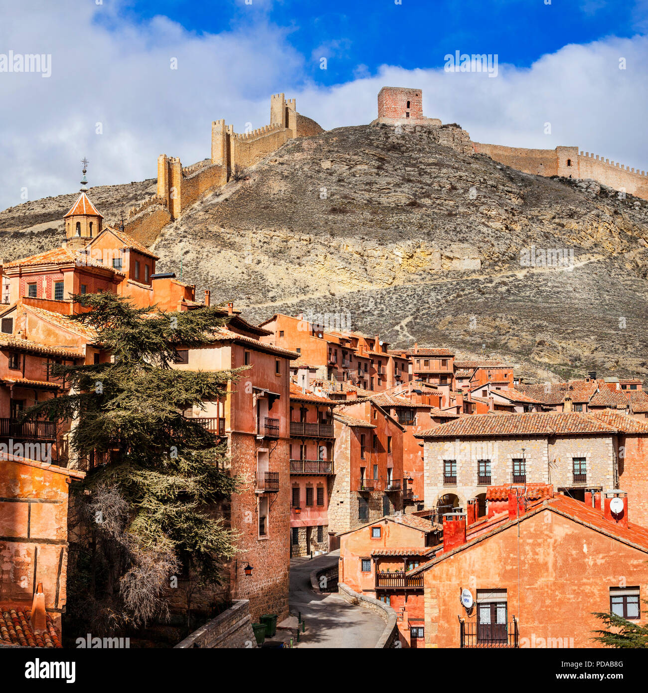 Traditionelles spanisches haus -Fotos und -Bildmaterial in hoher ...