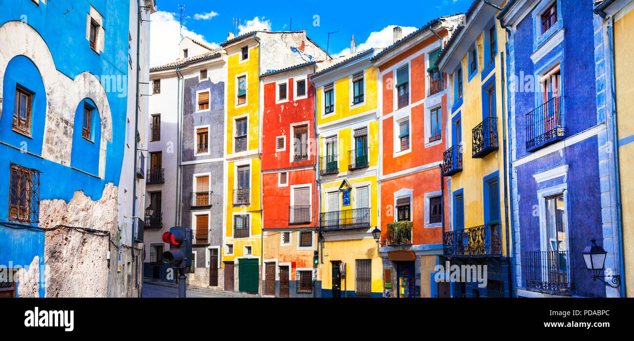 Traditionelle bunte Häuser in Cuenca, Spanien. Stockfoto