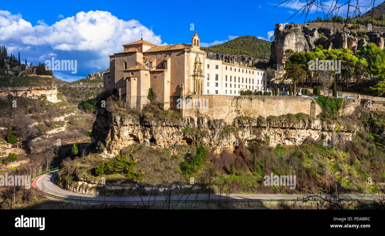 Schöne Parador de Cuenca, Panoramaaussicht, Spanien. Stockfoto