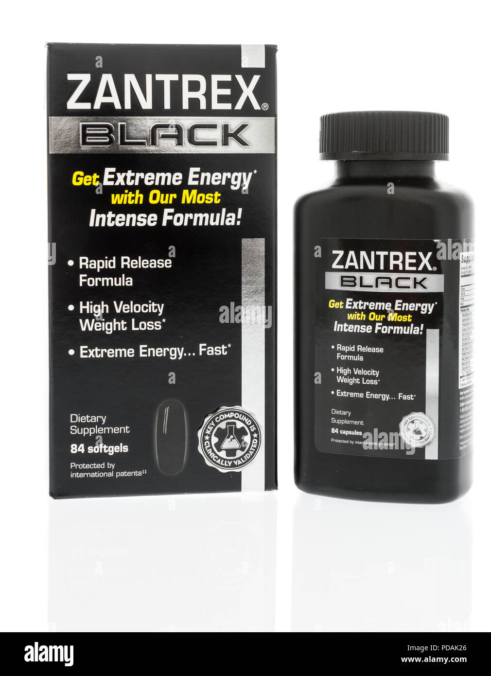Winneconne, WI - 7. August 2018: ein Paket von Zantrex schwarz Gewicht Verlust Ergänzung in einem isolierten Hintergrund Stockfoto