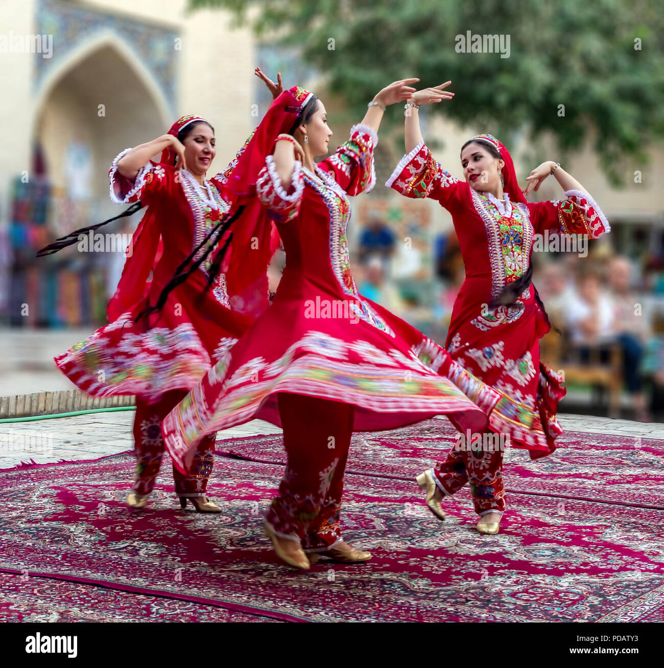 Usbekische traditionelle Tänze Stockfoto