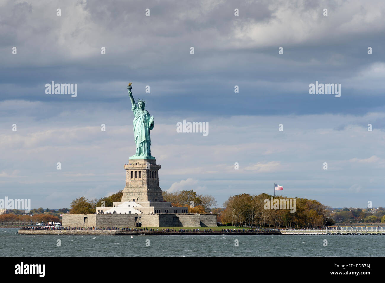 29-10-15, New York, USA. Freiheitsstatue von der Staten Island Ferry. Foto: © Simon Grosset Stockfoto