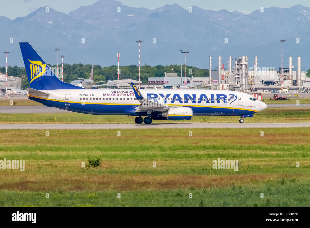 Ryanair Boeing 737-800 Next Gen, (EI-ENK), bereit zum Abheben. in Mailand, Italien Stockfoto