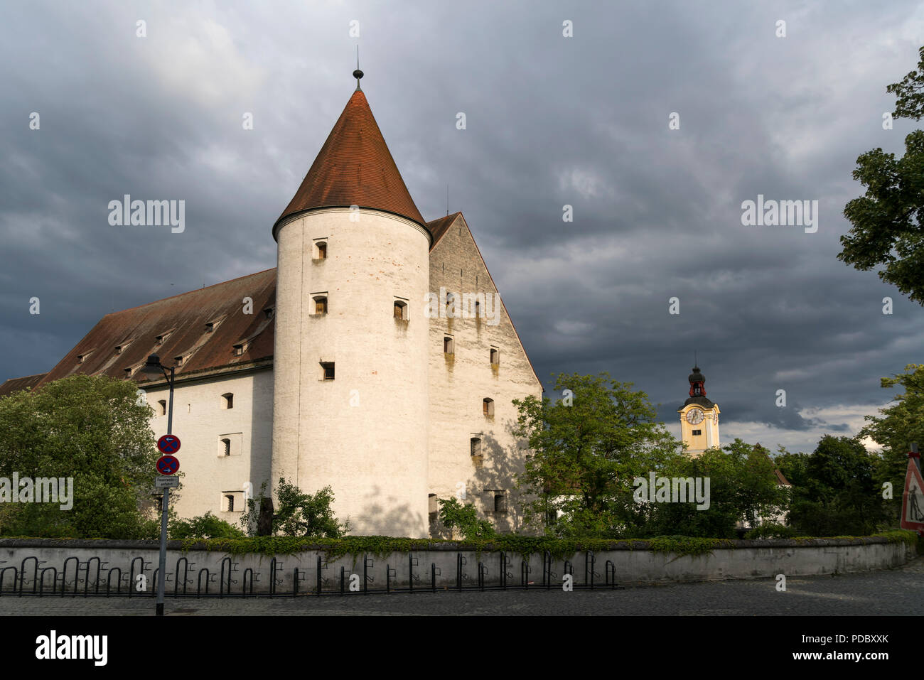 Neues Schloss, Ingolstadt, Oberbayern, Bayern, Deutschland | Neues Schloss Burg, Ingolstadt, Oberbayern, Bayern, Deutschland, Europa Stockfoto