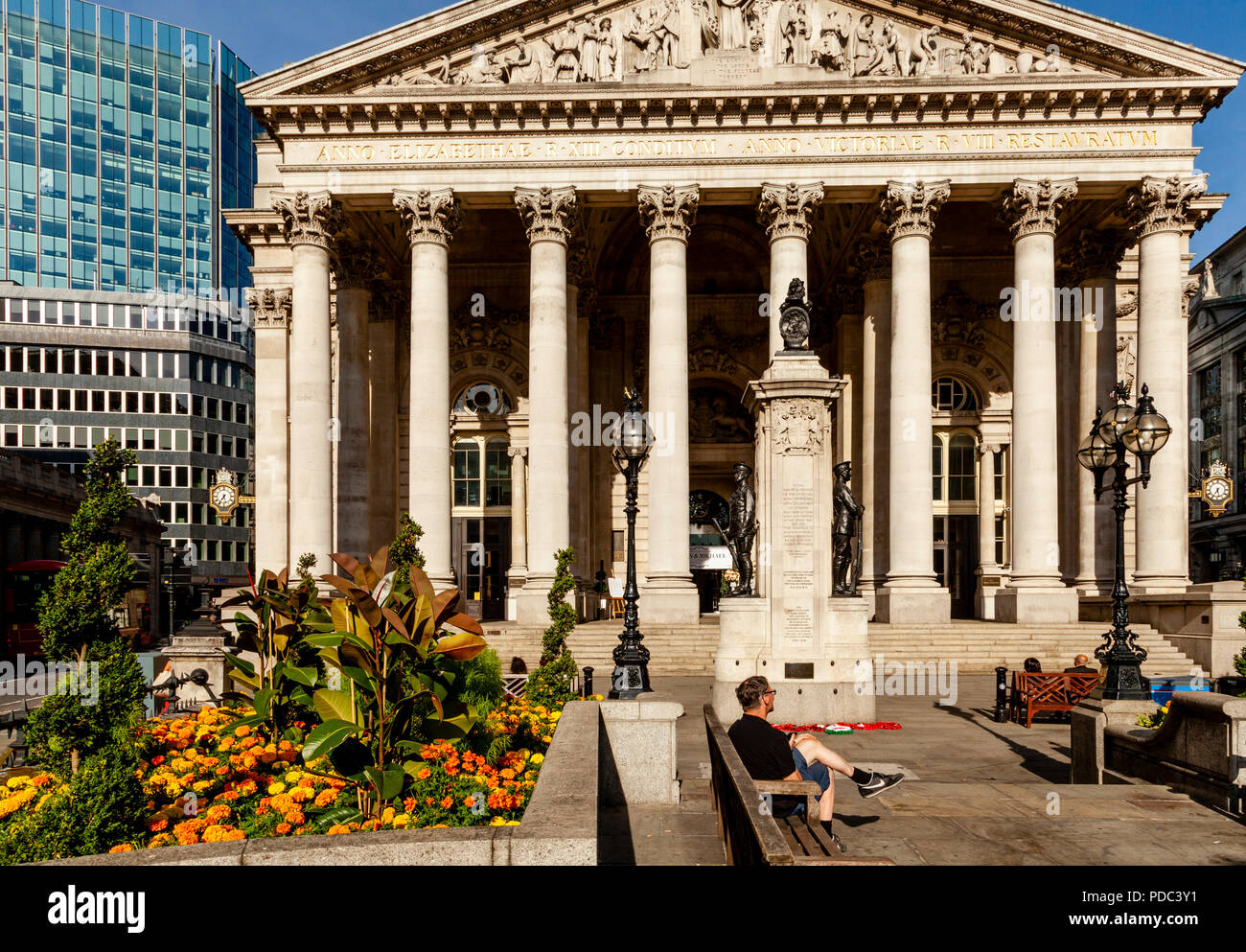 Der Royal Exchange Building, die City of London, London, England Stockfoto