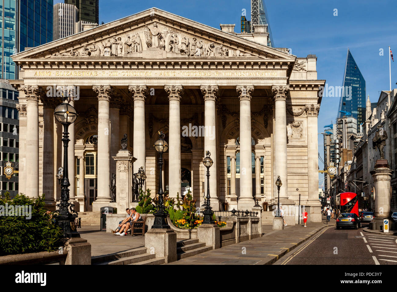 Der Royal Exchange Building, die City of London, London, England Stockfoto