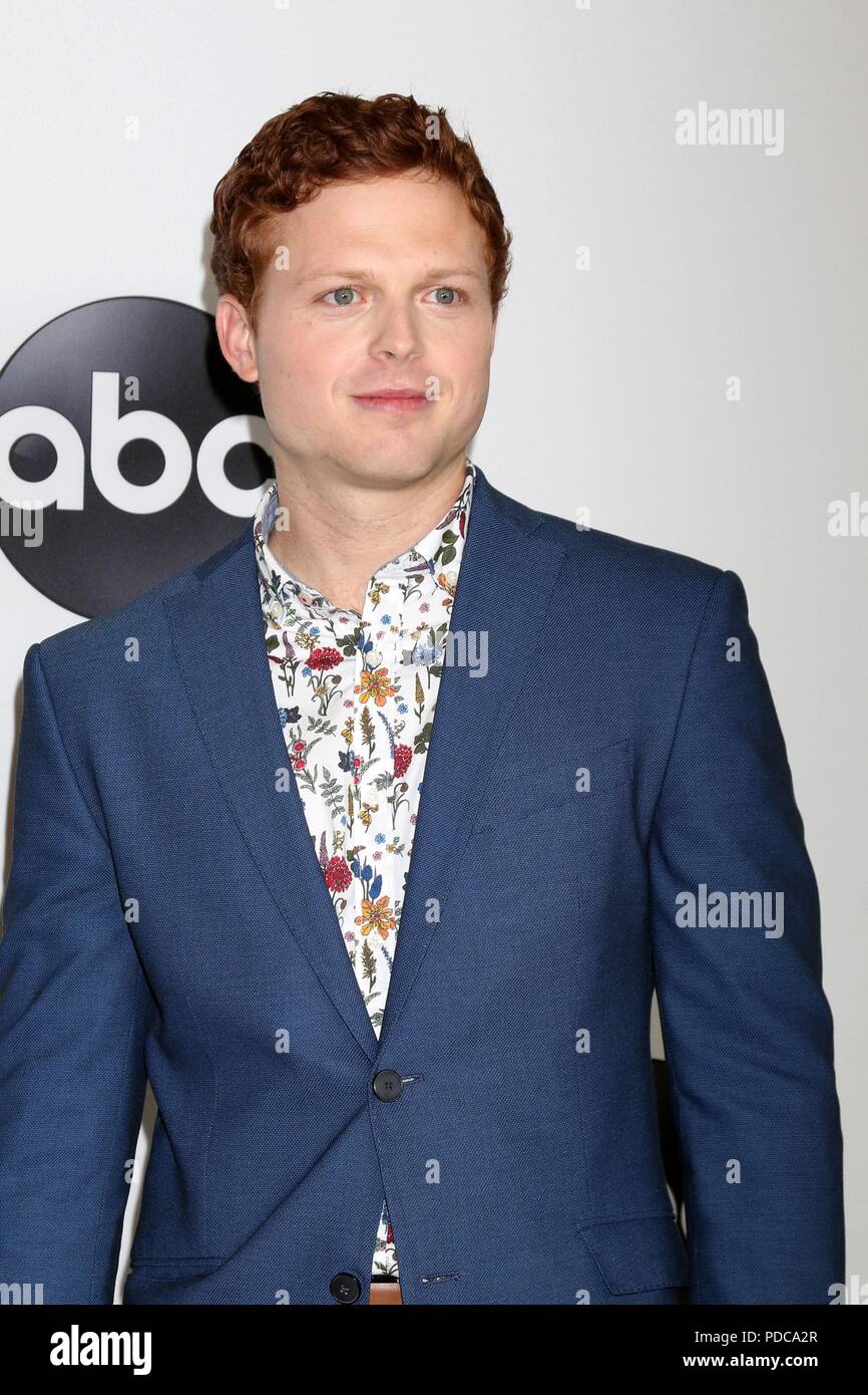 Caleb Foote in der Ankunftshalle für Disney ABC-Hosts TCA Summer Press Tour, The Beverly Hilton, Beverly Hills, CA August 7, 2018. Foto von: Priscilla Grant/Everett Collection Stockfoto