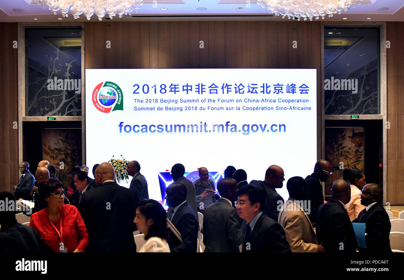 (180808) - Peking, August 8, 2018 (Xinhua) - Foto auf Aug 8, 2018 zeigt die einer Zeremonie eine offizielle Website (focacsummit.mfa.gov.cn) des Forum für chinesisch-afrikanische Zusammenarbeit (FOCAC) Peking Gipfel 2018 in Peking, der Hauptstadt von China. Stockfoto