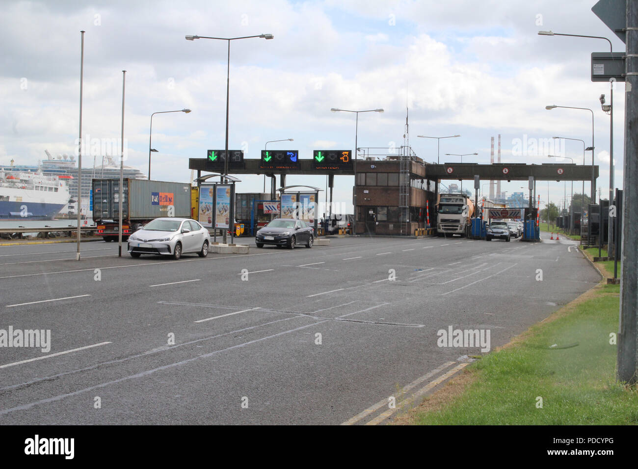 Die East Link Toll Bridge, jetzt umbenannt in Tom Clarke überbrücken. Eröffnet im Jahr 1984 die Brücke übernimmt derzeit 8.000 Fahrzeugen pro Tag. Stockfoto