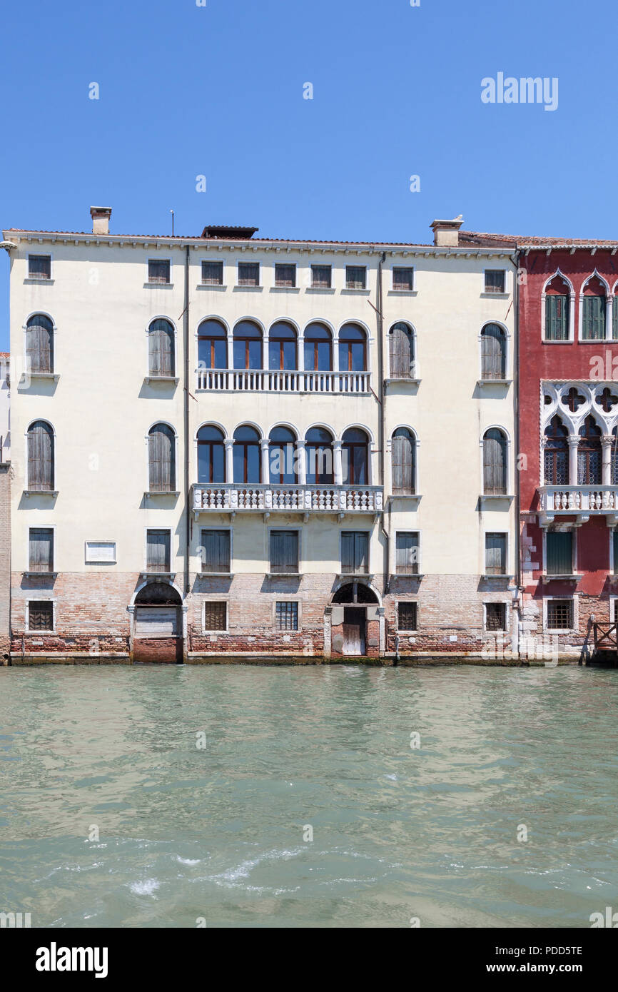 Gotische Fassade des Palazzo Marcello, Grand Canal, Santa Croce, Venedig, Venetien, Italien Stockfoto
