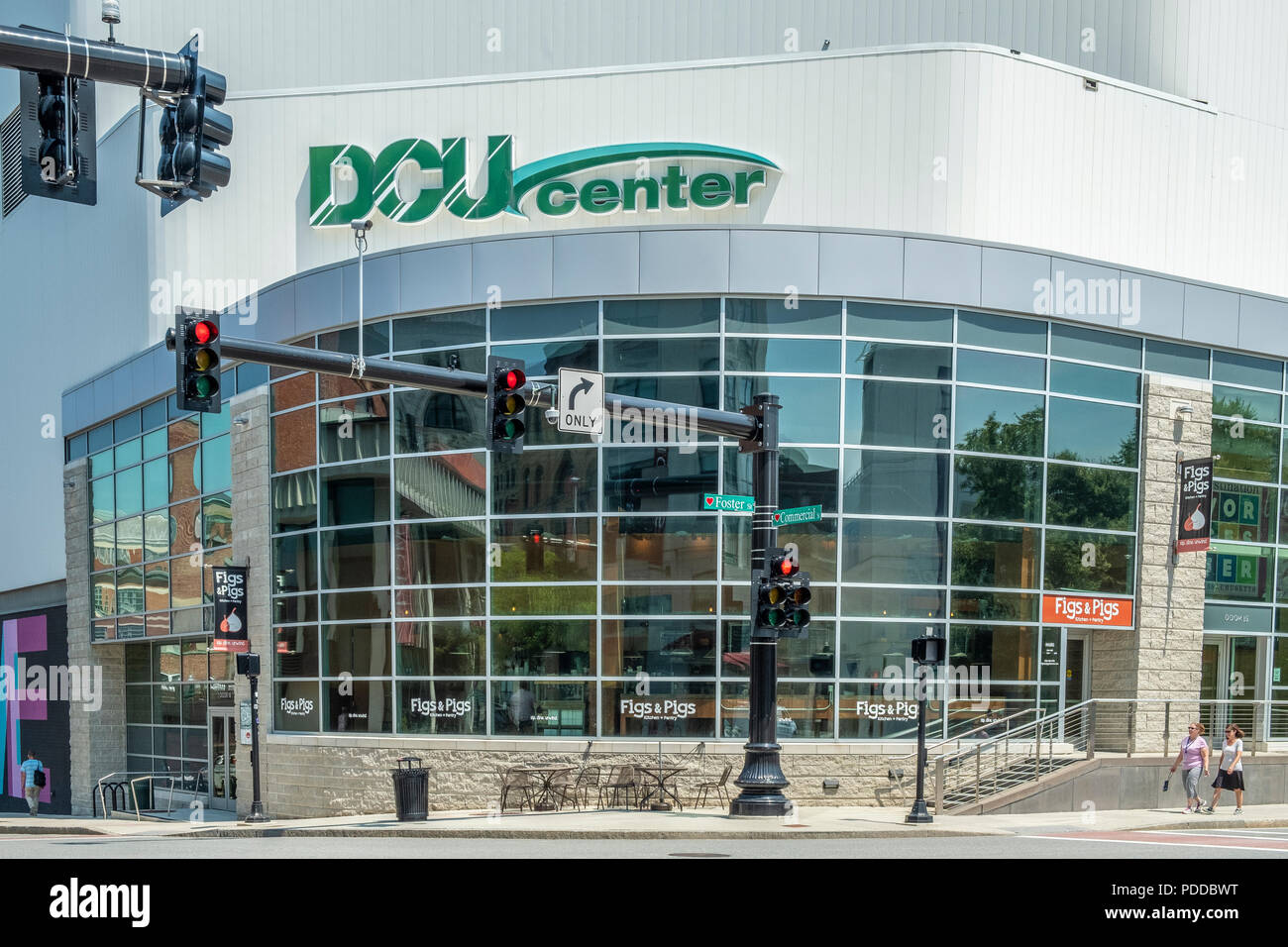 Die DCU Center auf der Straße fördern in Worcester, MA Stockfoto