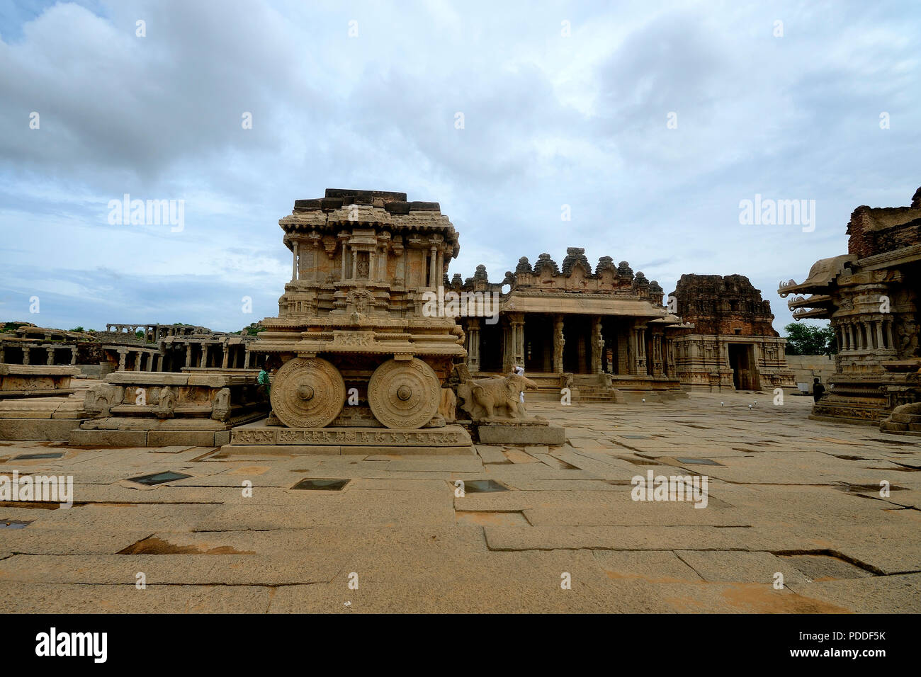 Schön geschnitzten Kampfwagen, gemacht von einem Stein, Vitthala-Tempel-Komplex, Hampi, Karnataka, Indien Stockfoto