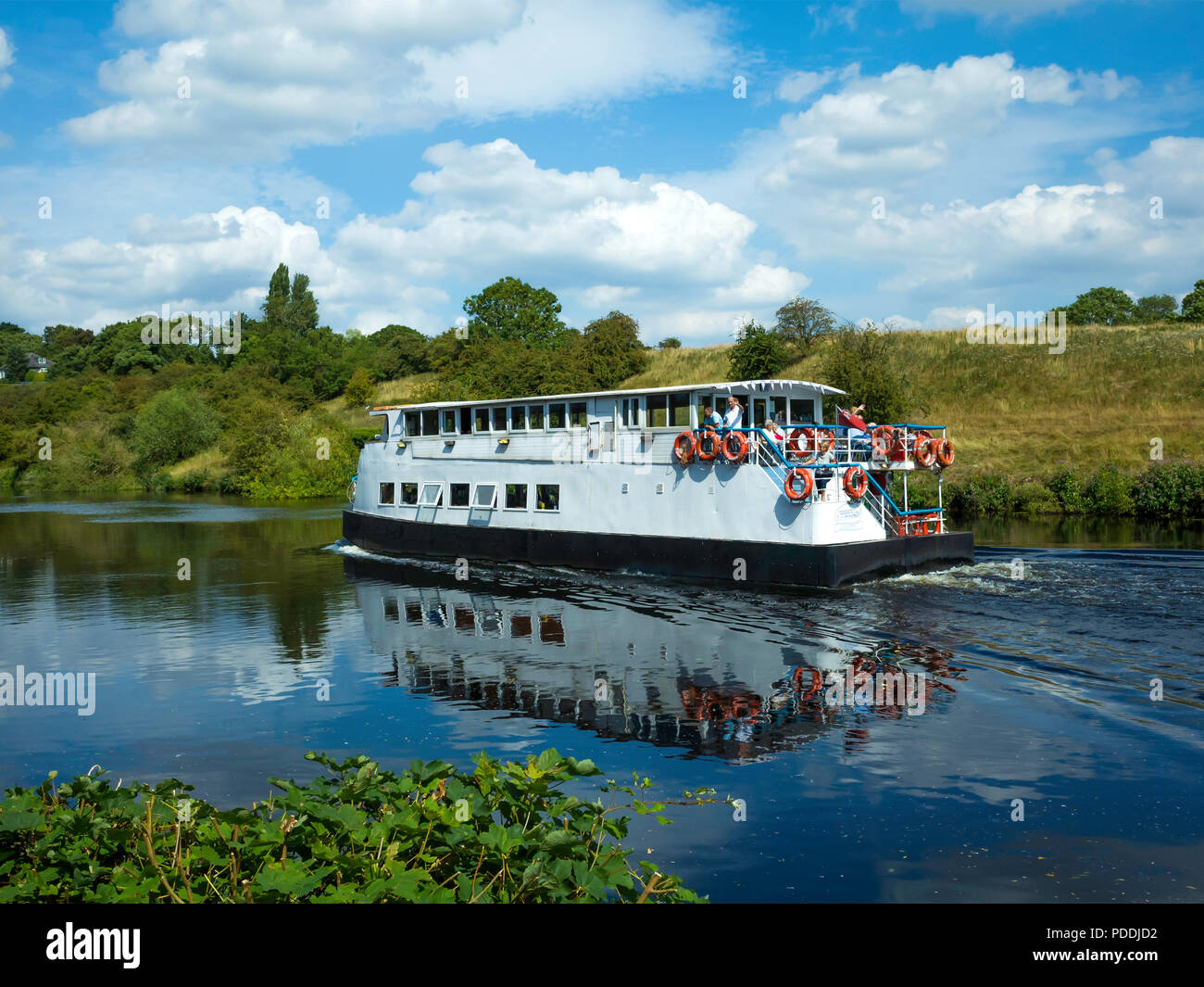 Das Boot in Teesside Prinzessin auf dem Fluss Tees in Yarm an einem sonnigen Sommer Stockfoto