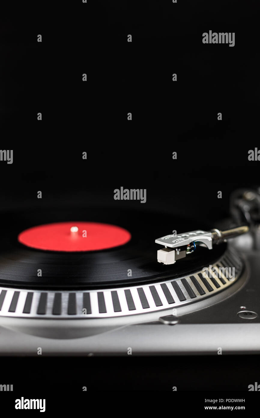 Djs Plattenspieler Stockfotos Und Bilder Kaufen Alamy