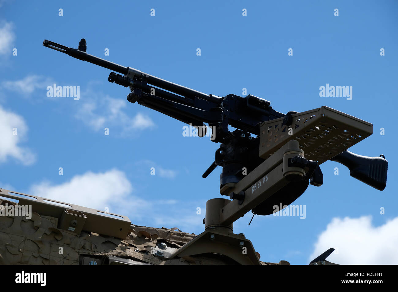 Ein Maschinengewehr ist ein luftgekühlter, vollautomatische Waffe, die zu leichten Maschinengewehr und mittlere Maschinengewehr Rollen angepasst werden kann. Stockfoto