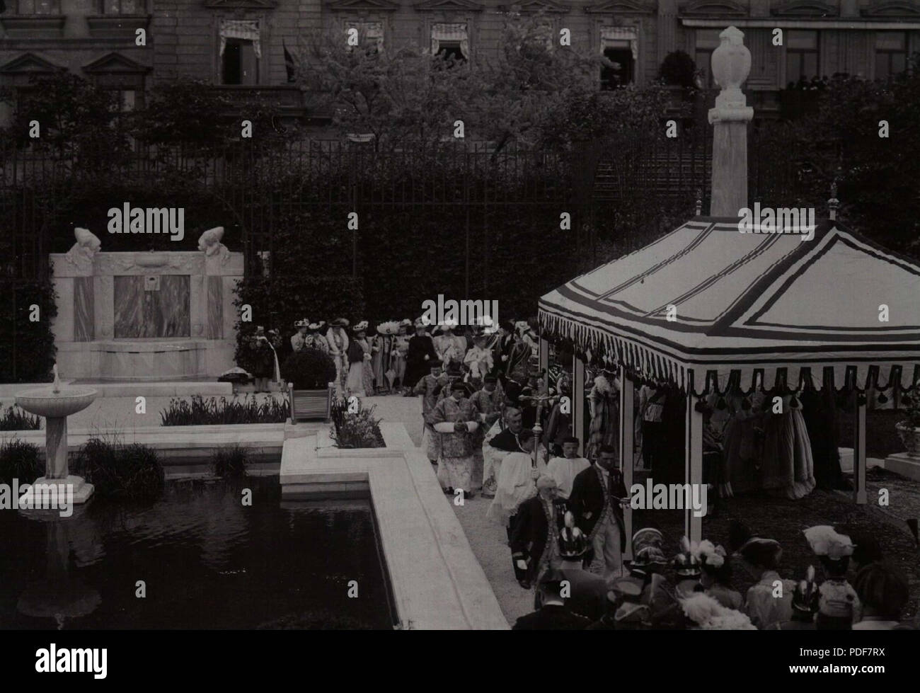 60 BASA-3K -7-348-7 - Kaiserin Elisabeth Denkmal (Volksgarten) Stockfoto