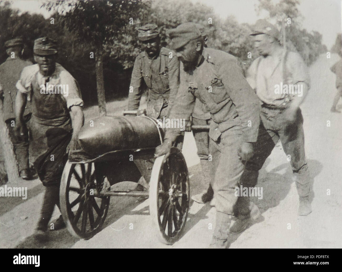 64 BASA-3K -7-456-20-Munition Stockfoto