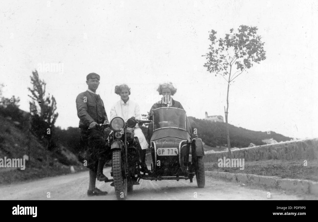 77 Bencés Apátság eine Parti útról Tihanyrév felől. AJS oldalkocsis motorkerékpár. 18495 Fortepan Stockfoto