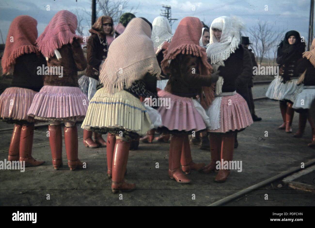 103 Bunte, Frauen, Tracht, decke Fortepan 92585 Stockfoto