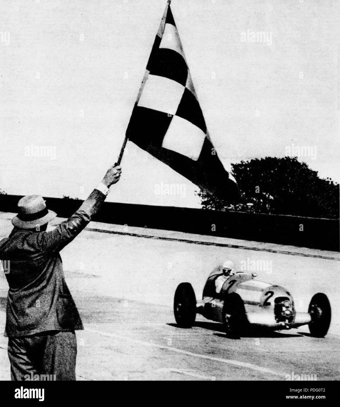 144 Grand Prix de l'A.C.F. 1935, Rudolf Caracciola Sieger Coupe Stockfoto