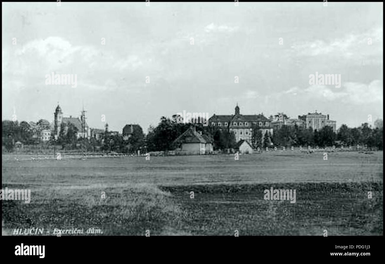 154 Hlucin exercicni Dum Stockfoto