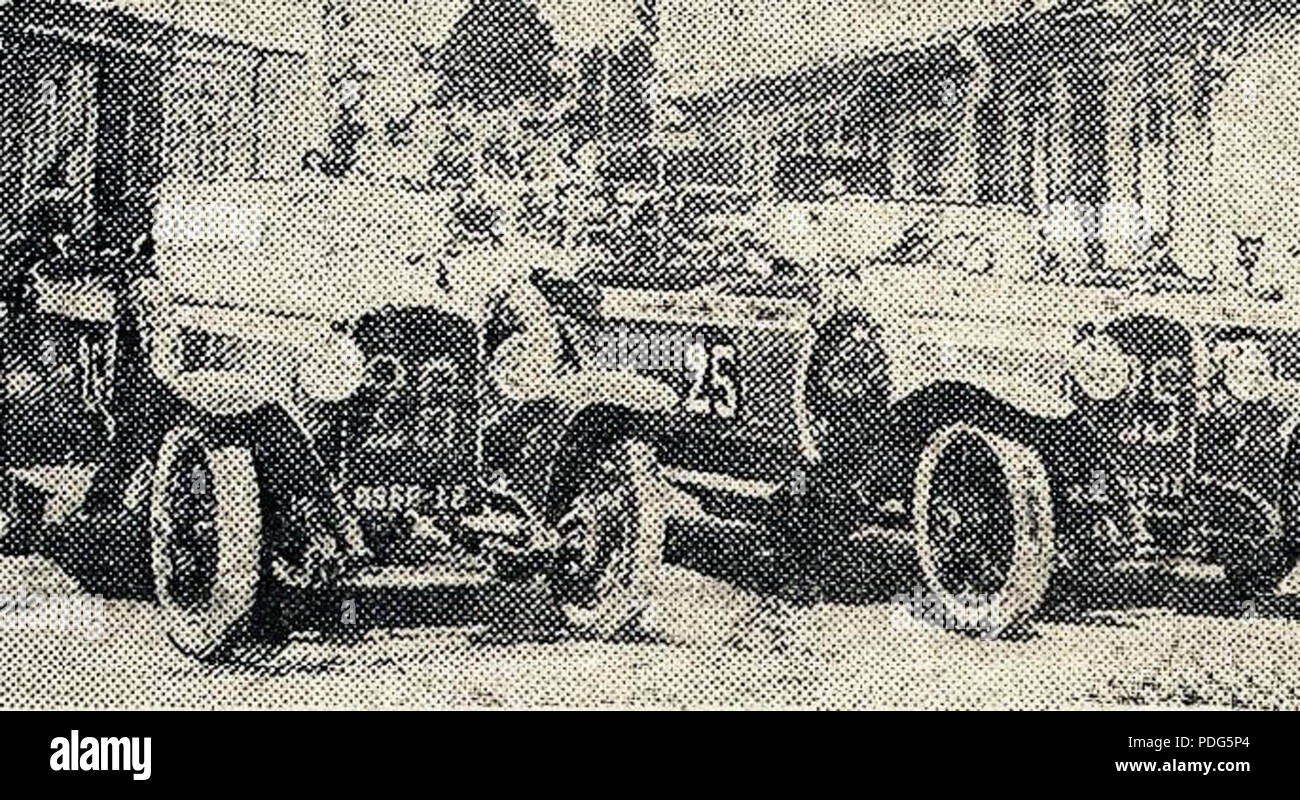 192 L'Équipe Peugeot, victorieuse du Grand Prix de l'ACF Tourisme 1923 Stockfoto