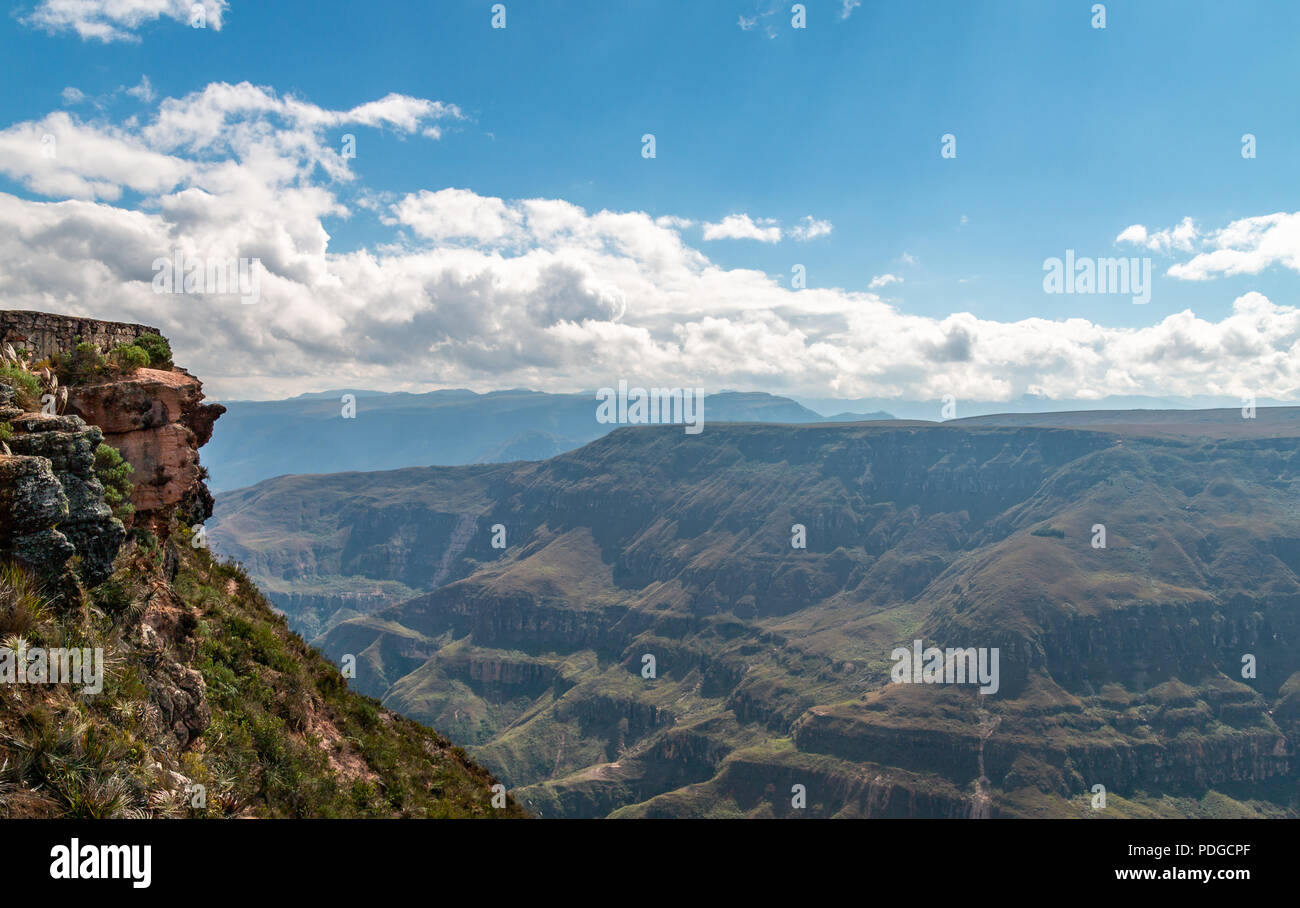 Blick auf Sonche Canyon in der Nähe der Stadt Chachapoyas im Norden Perus Stockfoto
