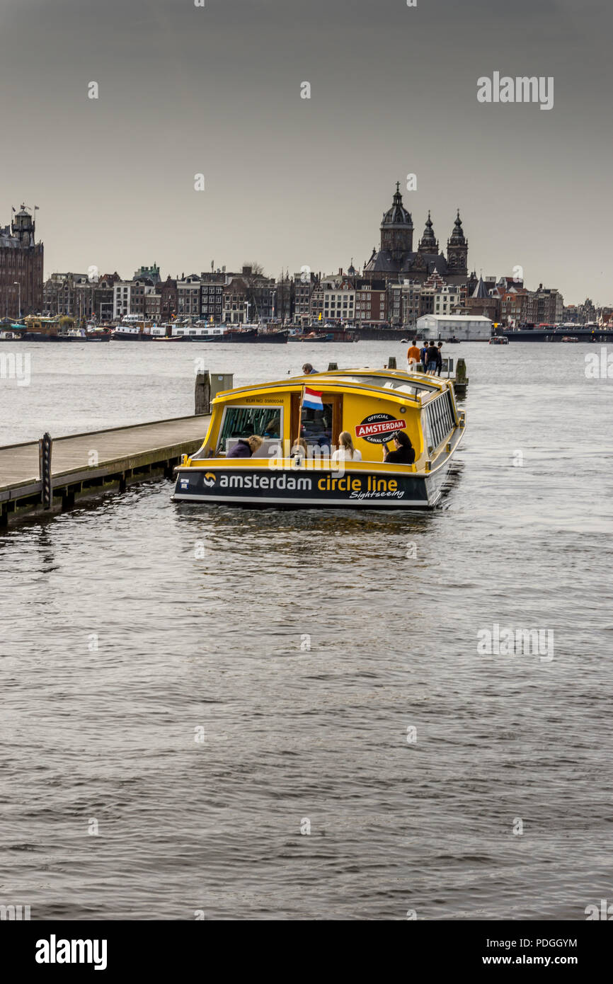 Circle Line boat Transport, offene havenfront, oosterdok, Amsterdam, Niederlande, Europa. Stockfoto