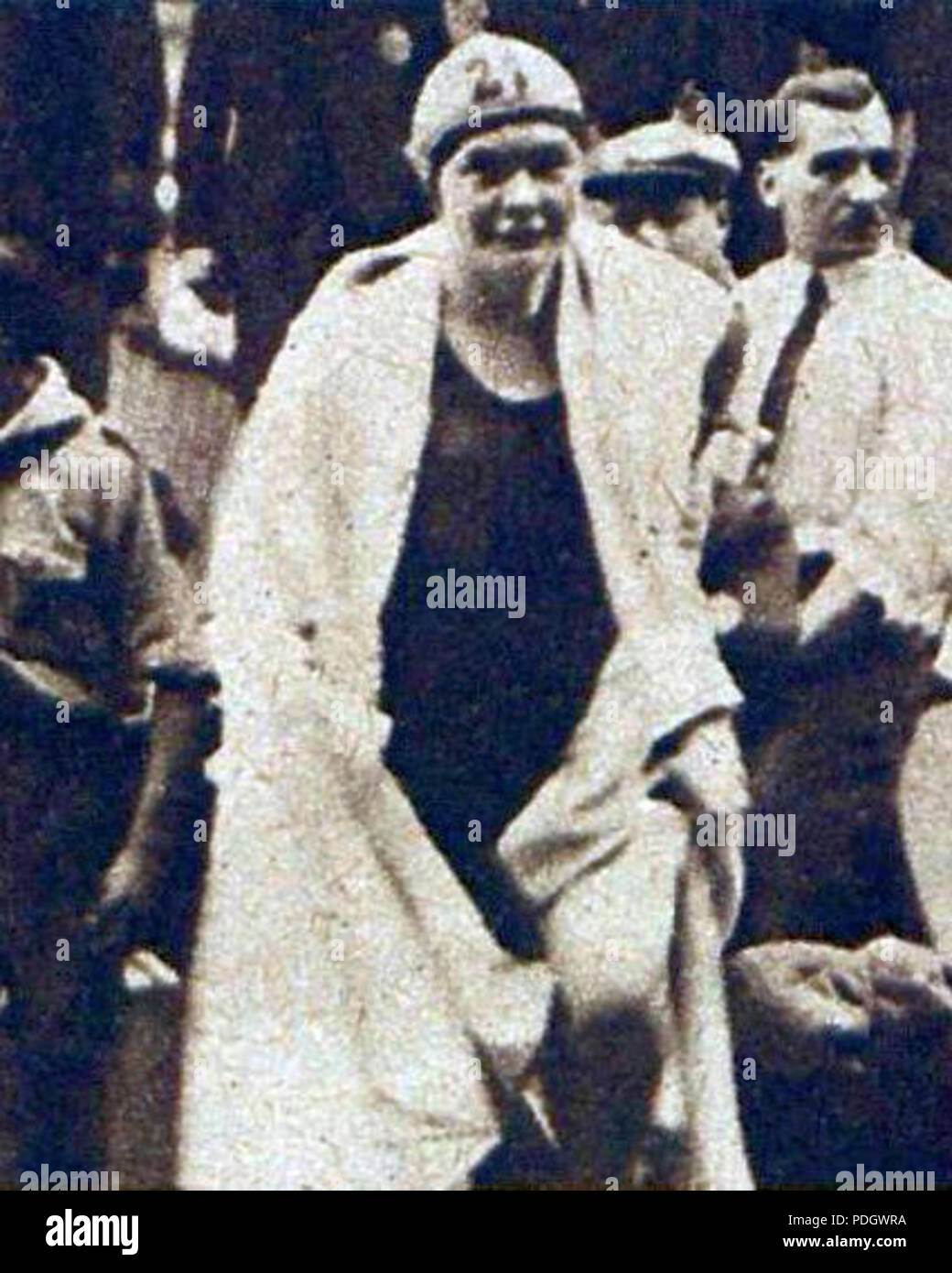 219 Marguerite Ledoux, victorieuse de la Traversée de Paris à la Nage en 1928 Stockfoto