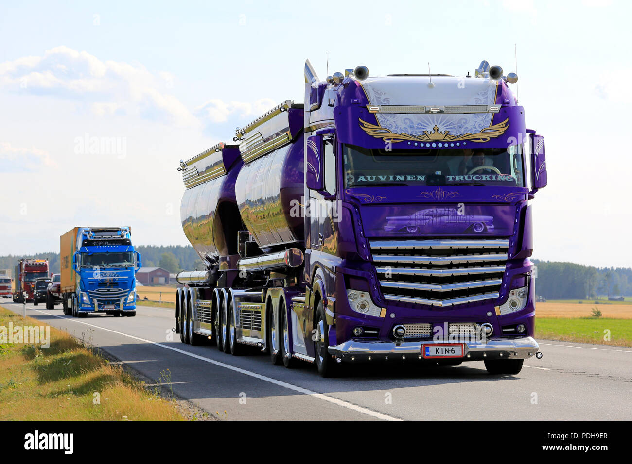 Grosser Konvoi Stockfotos Und Bilder Kaufen Alamy