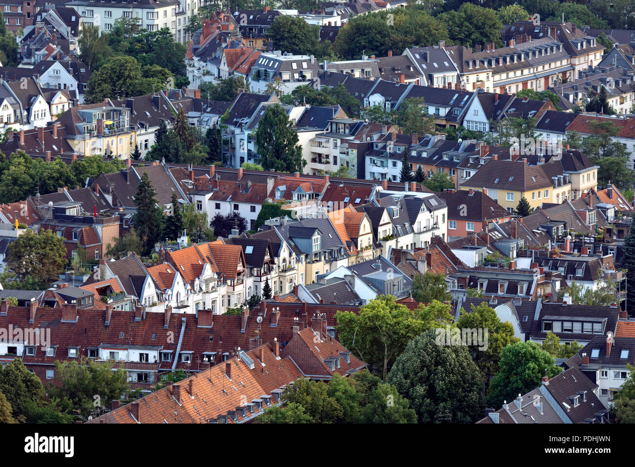 Köln, Deutschland. 09 Aug, 2018. Die Wohngebäude in den Bezirken Zollstock und Klettenberg. Köln 09.08.2018 | Verwendung der weltweiten Kredit: dpa/Alamy leben Nachrichten Stockfoto