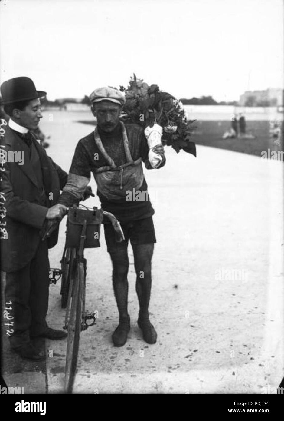 359 Tour de France, arrivée au Parc des Princes, 31-7-1910, Charles Cruchon Stockfoto