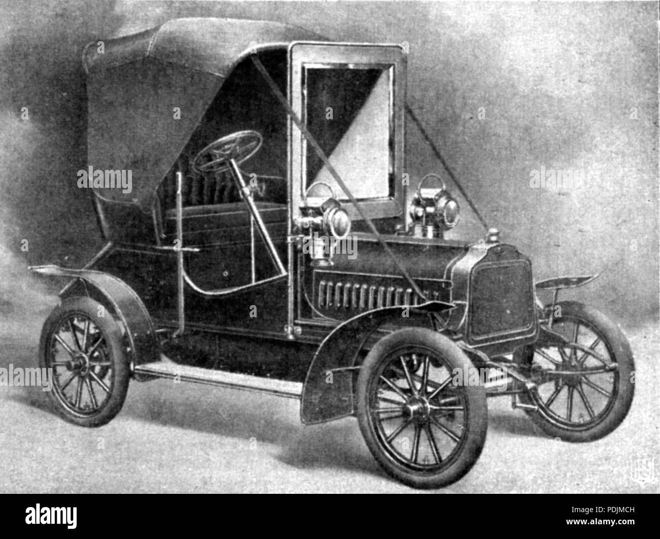 377 Wenkelmobil Seitenansicht Stockfoto