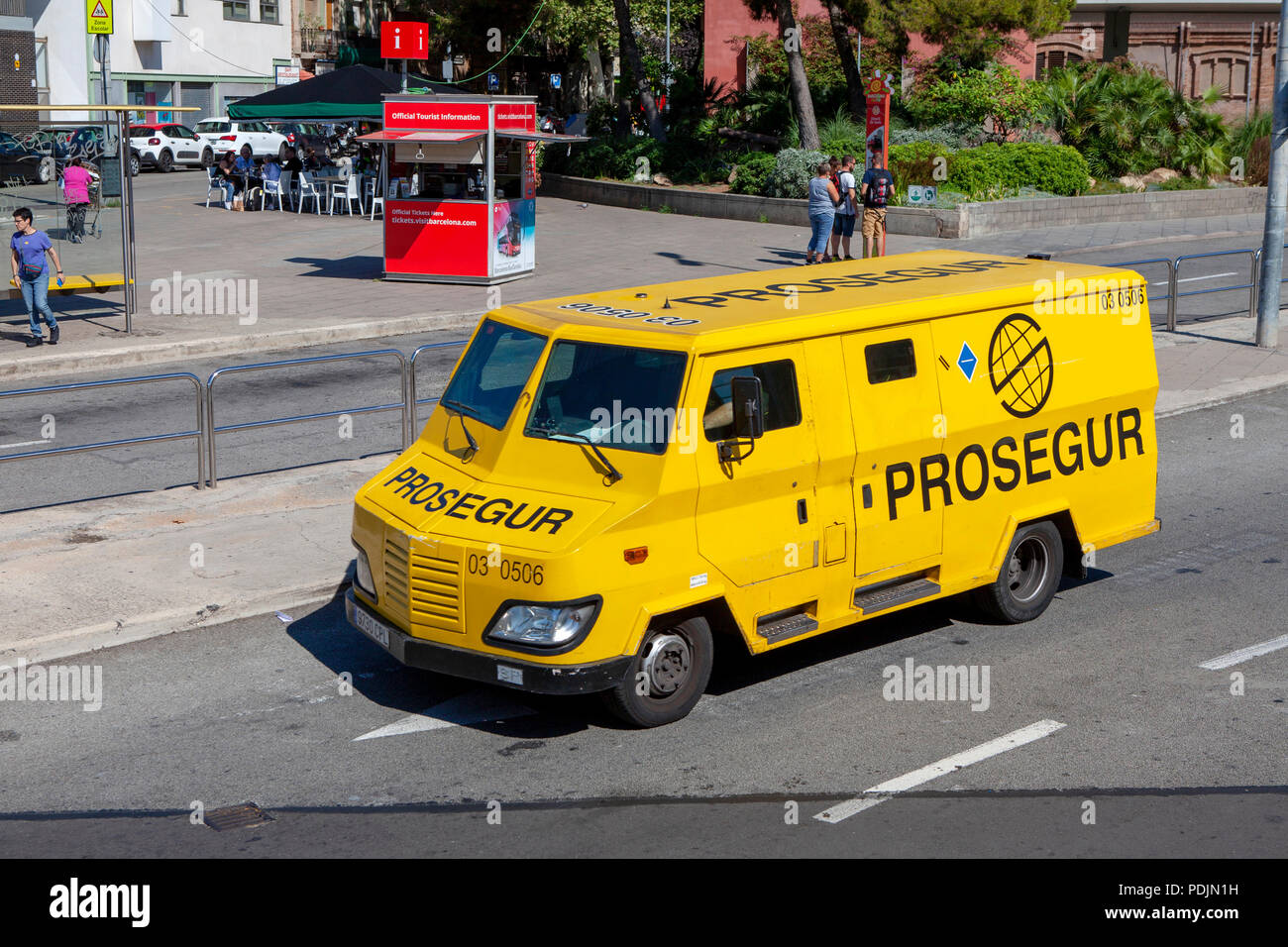 Prosegur gelb Gepanzerte Sicherheit Lkw in Barcelona Katalonien Spanien Stockfoto