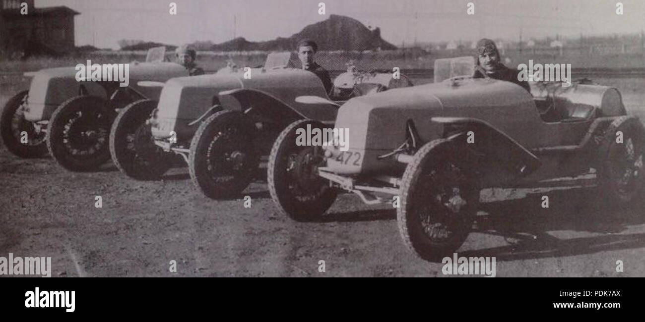 355 Tatra T11 im Wettbewerb Stockfoto