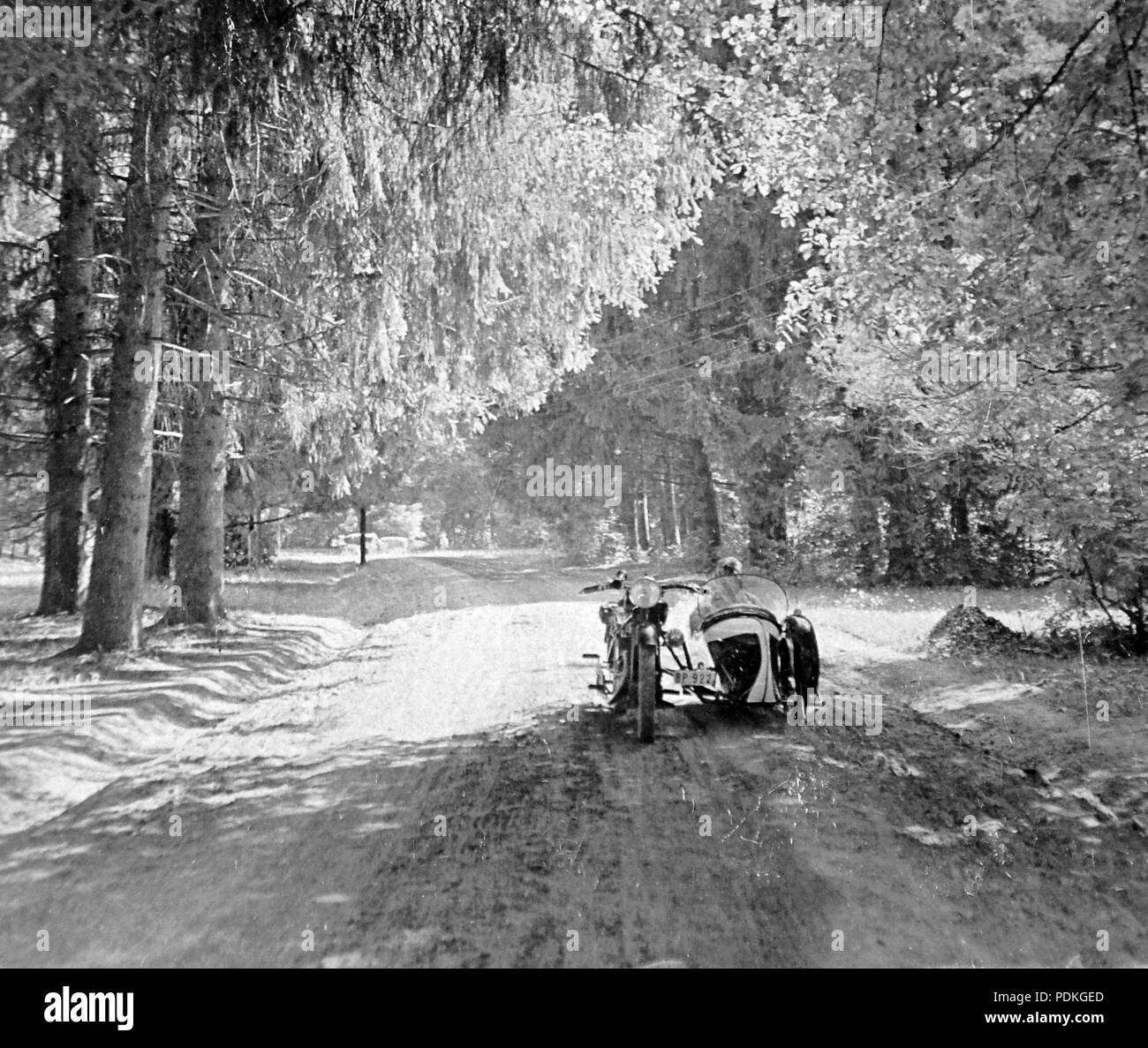 230 Motorrad mit Beiwagen, Sonnenschein Fortepan 4915 Stockfoto