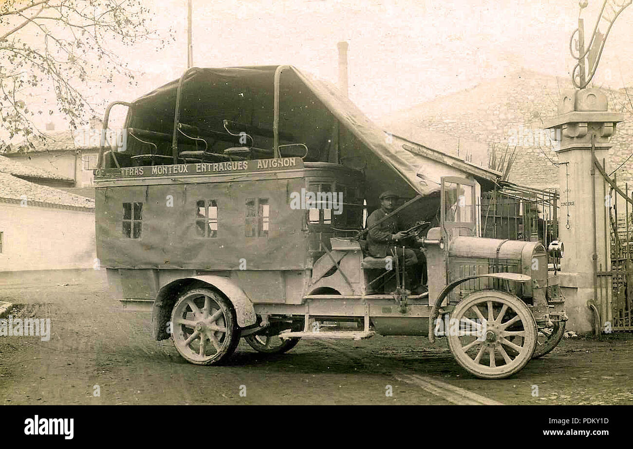 29 Autocar Carpentras Avigon Stockfoto