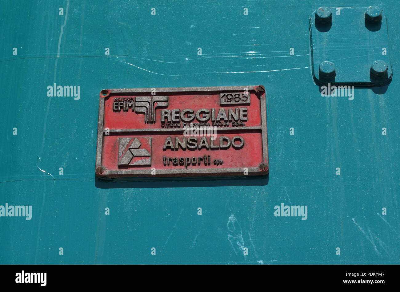 Klasse 655 und Nr. E655 533 und E-Lok; Rom Bahnhof Termini; Italien Stockfoto