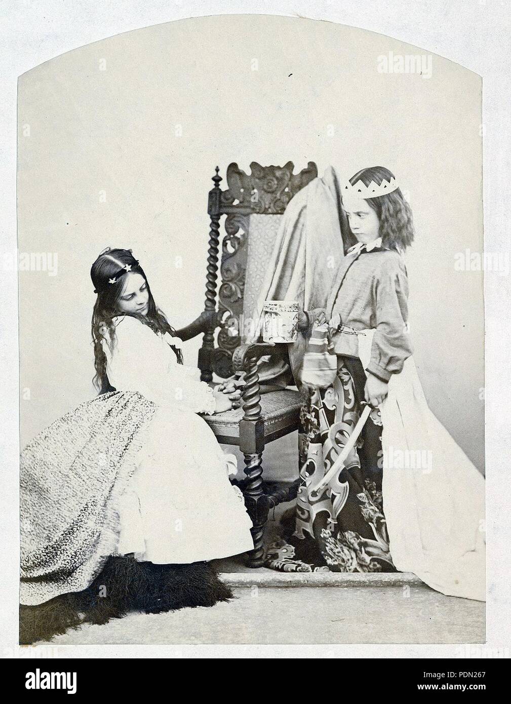 Annie Rogers plus Mary Jackson von Lewis Carroll. Stockfoto