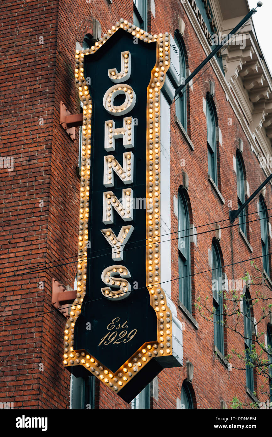 Johnny's, in der Innenstadt von Cleveland, Ohio Stockfoto