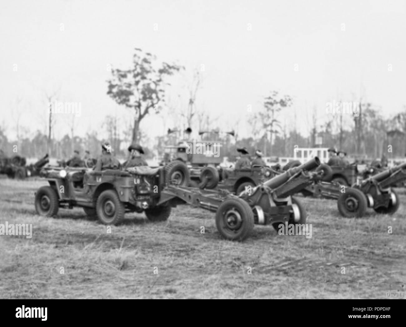 5 25 pdr Kurze Jeeps Stockfoto