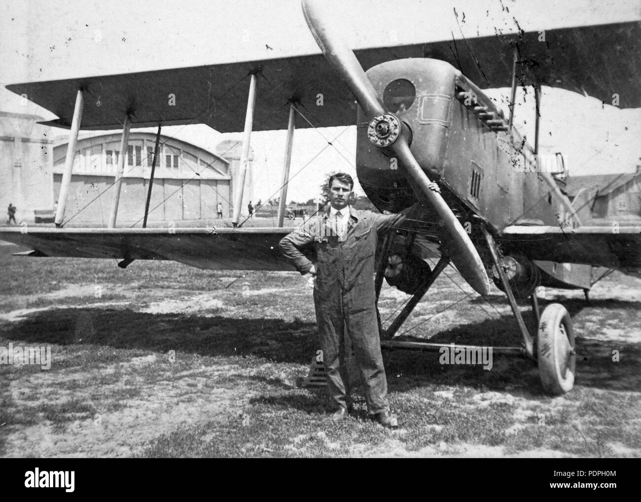 2 Flugzeug, Flughafen, Hangar, biplanar Fortepan 14244 Stockfoto