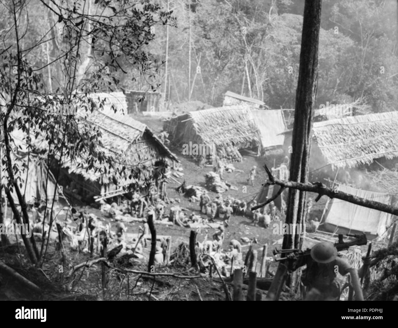 43 Eora Dorf August 1942 (AWM Bild 013257) Stockfoto