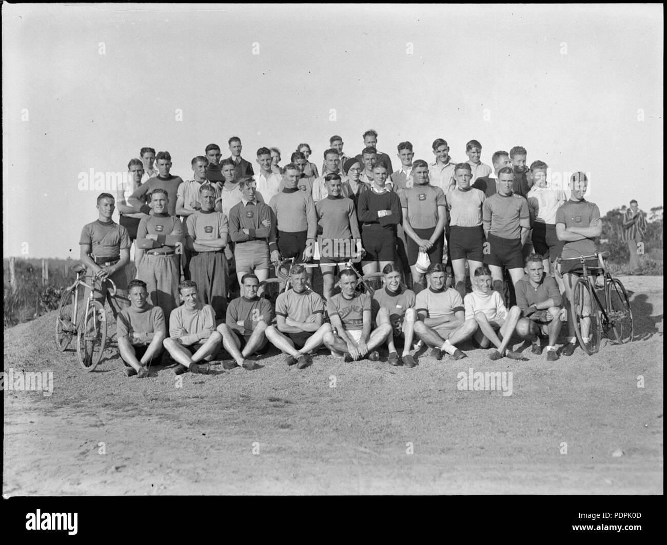 53 Gruppe Portrait von Cycling Club Mitglieder aus dem Powerhouse Museum Stockfoto
