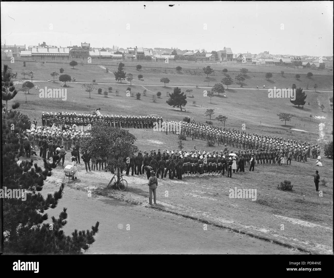 86 militärische Überprüfung, Moore Park (4903873972) Stockfoto