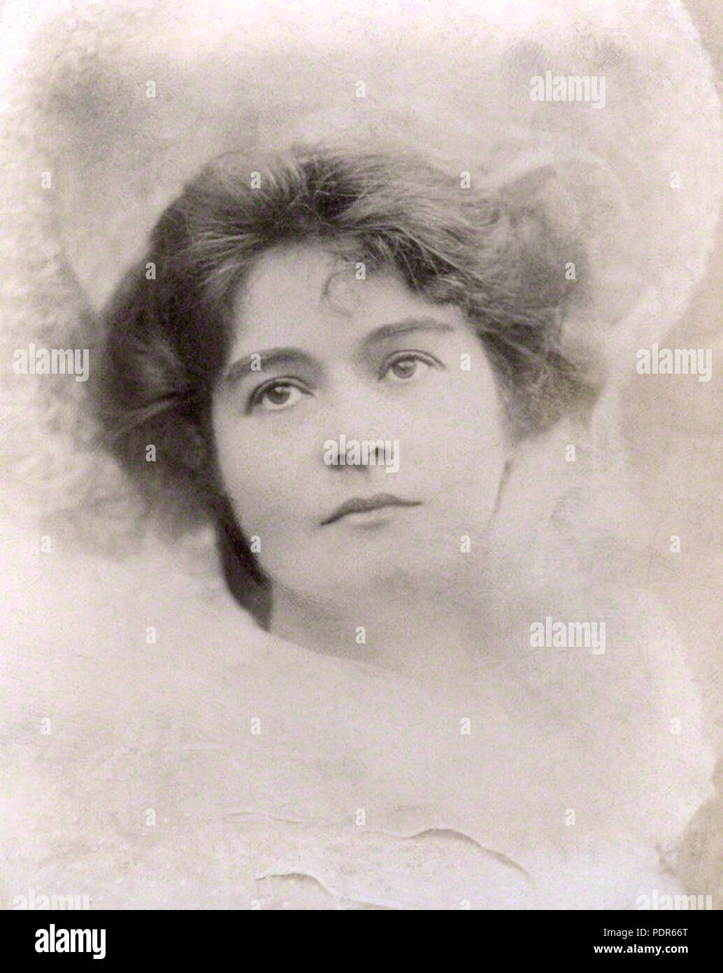 Durch Lallie Charles (nÈe Charlotte Elisabeth Martin), Vintage Print, 1900 s22 Lallie Charles Selbstporträt Stockfoto
